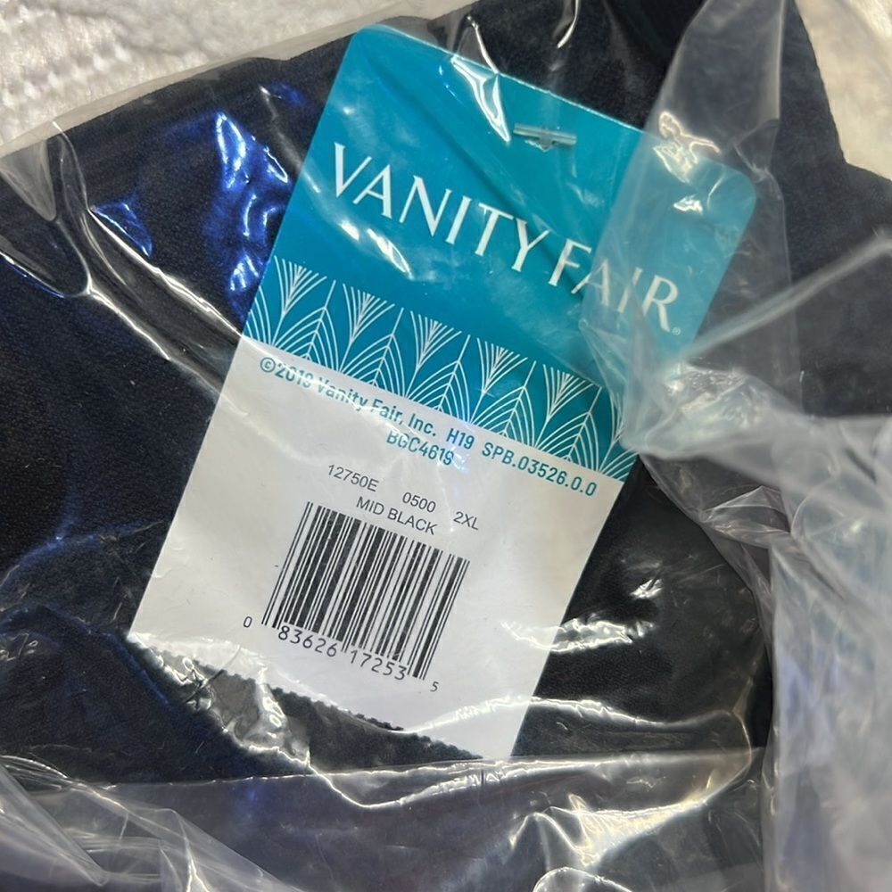 Vanity Fair Seamless Smoothing Slip Short 12750E - Picture 7 of 7